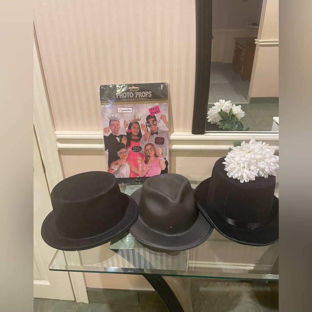 Photo prop accessory kit with Black Men's Hats